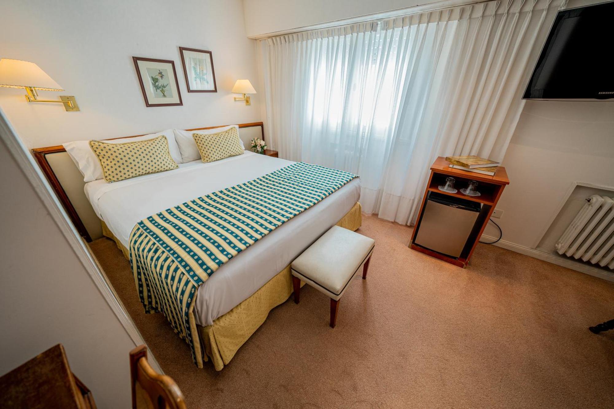 Hotel Iruna Мар-дель-Плата Экстерьер фото